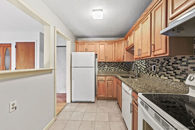 Building Photo - 85 Oxbow Dr