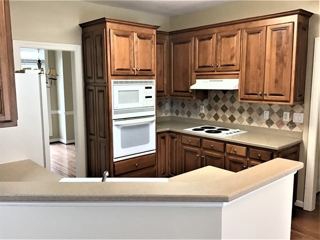 Foto del edificio - 4030 Belle Meade Cir