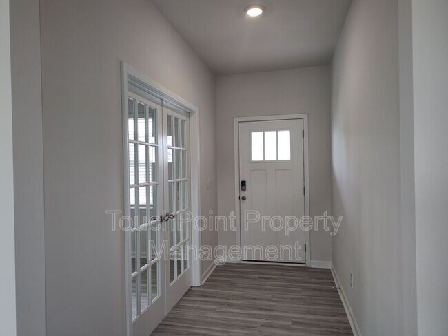 Building Photo - 529 Zermatt Ct