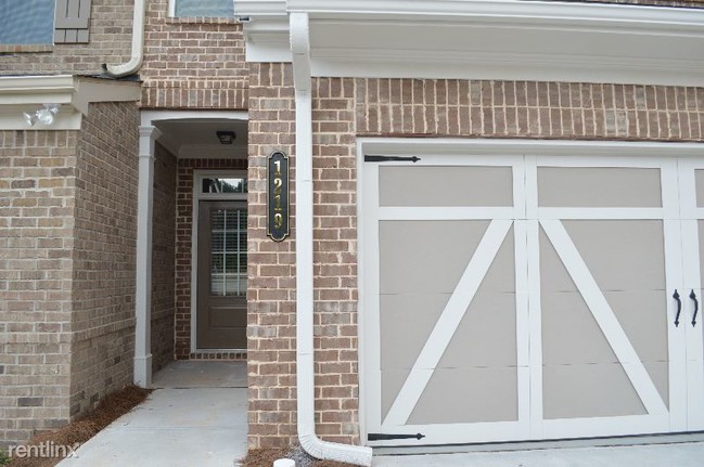 Building Photo - 3 br, 2.5 bath Townhome - 1219 Fischer Trace
