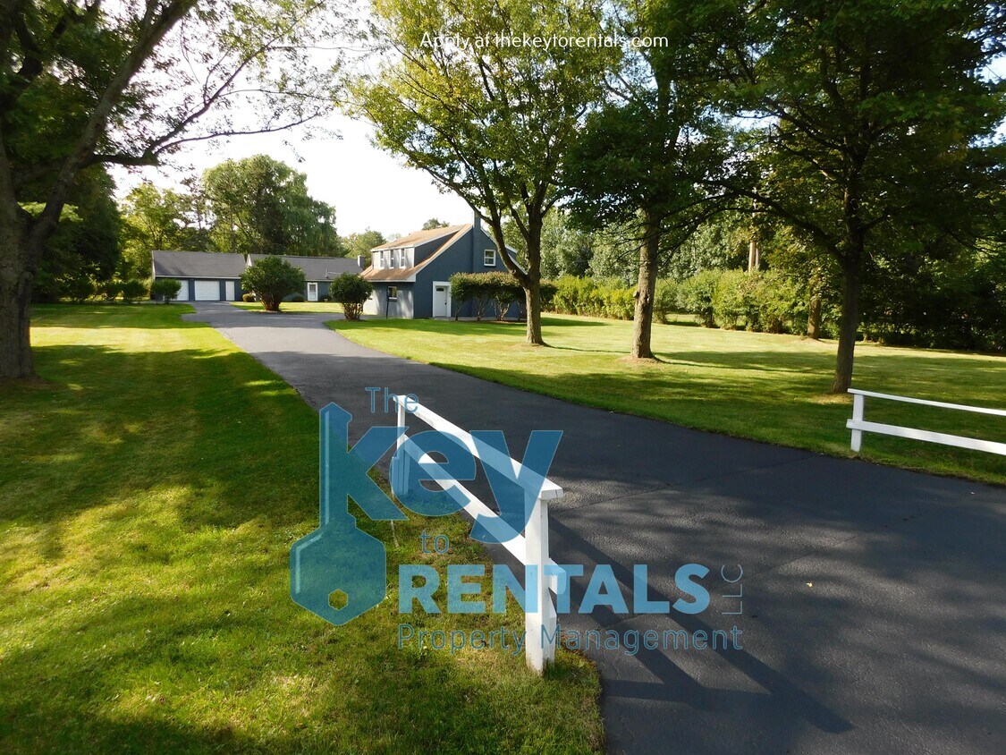 3727 Clover St, Henrietta, NY 14467 House Rental in Henrietta, NY