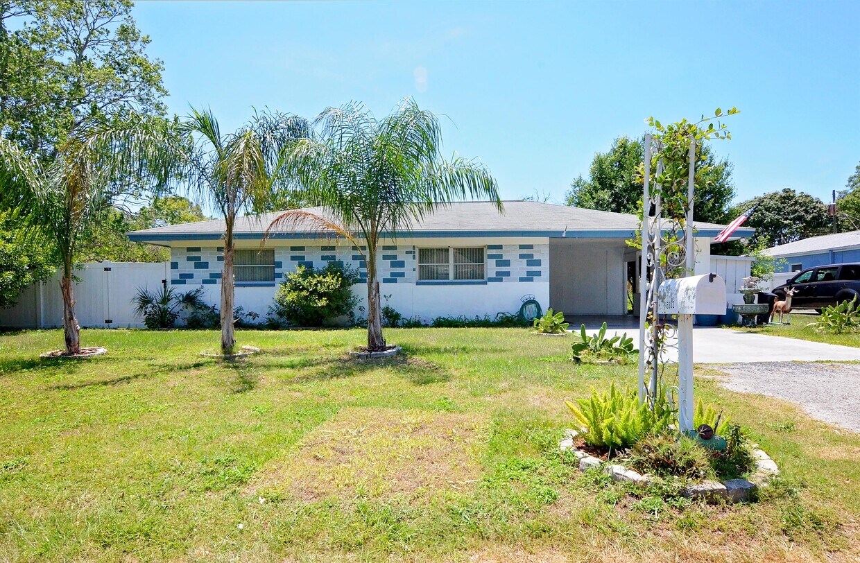 Foto principal - 5302 13th Ave S