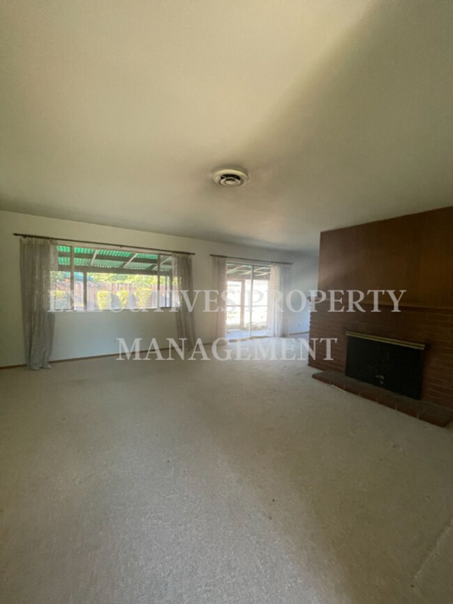 Foto del edificio - 795 Juniper Ave