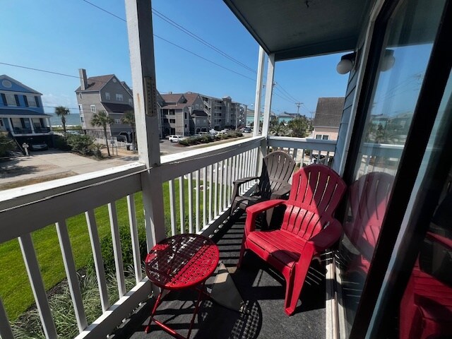 Foto del edificio - 1210 N Ocean Blvd