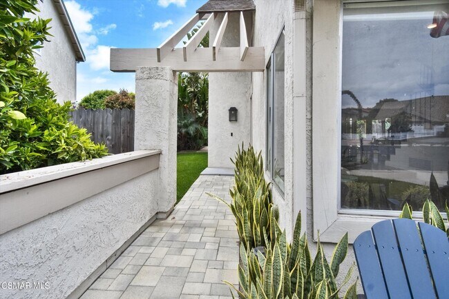 Building Photo - 10764 Fresno Ct