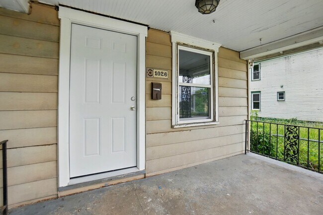 Foto del edificio - Two Bedroom in Dayton!