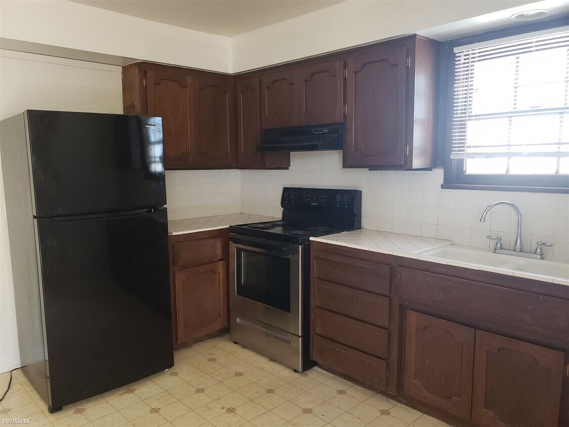 Primary Photo - 2 br, 1 bath House - 13239 S Laredo Rd A
