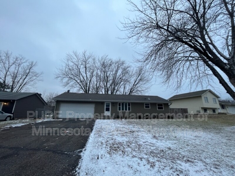 Primary Photo - 14603 Chrome Ave