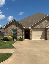 Building Photo - 3915 Mobley Cir