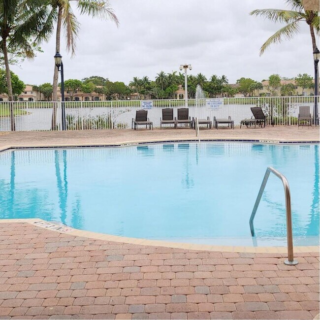 Foto del edificio - 2577 SW 83rd Ter