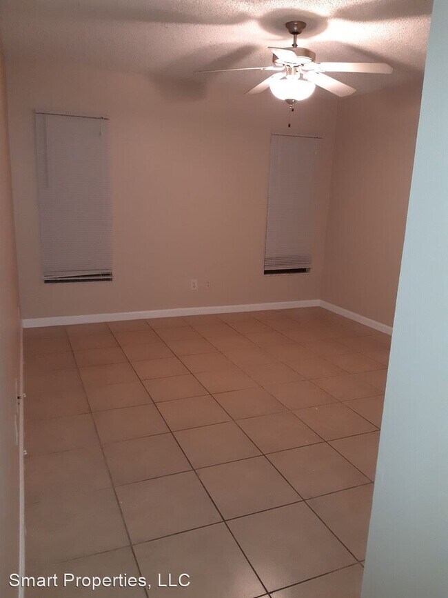 Foto del edificio - 2 br, 2 bath House - 825 Fox Lake Drive