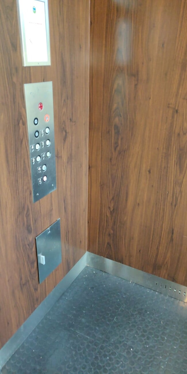 Foto del edificio - 11750 SW 18th St