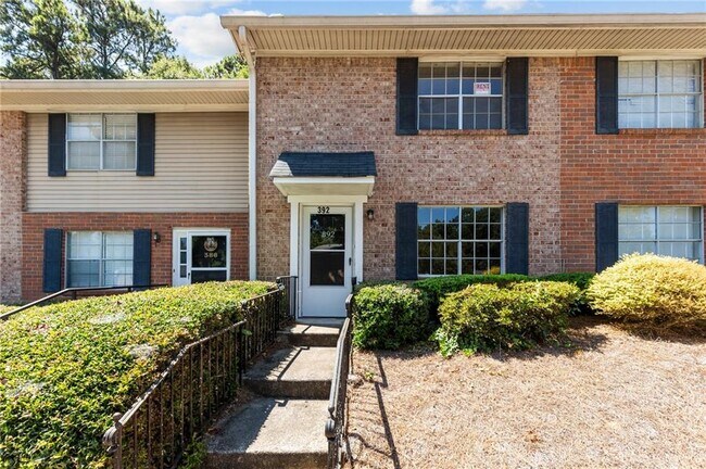 Foto del edificio - 392 Northdale Ct