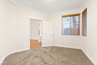 Building Photo - 1708 Cordoba Canyon St