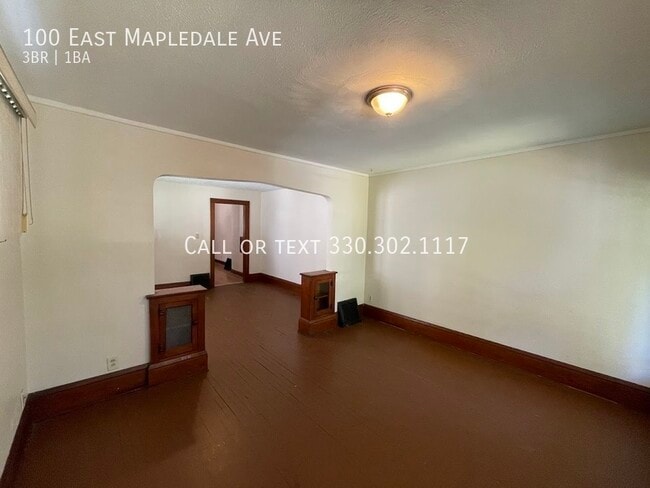 Building Photo - Three bedroom one bathroom duplex for rent