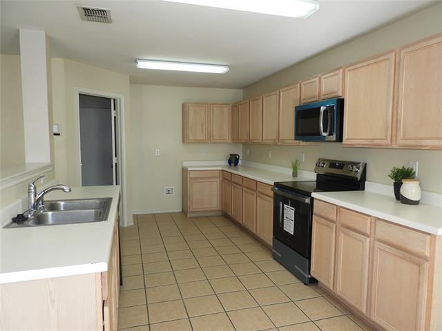 Foto del edificio - 12914 Vassar Dr