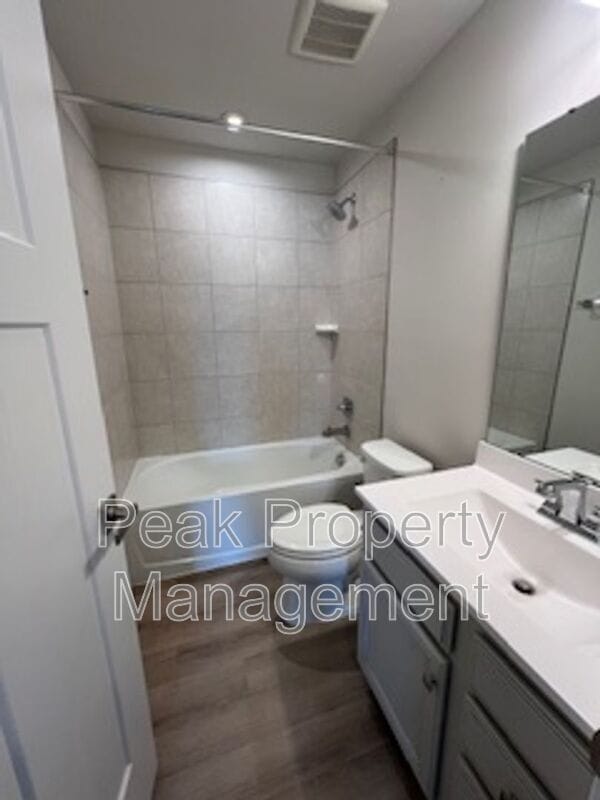 Building Photo - 4008 Jefferson Rdg Dr