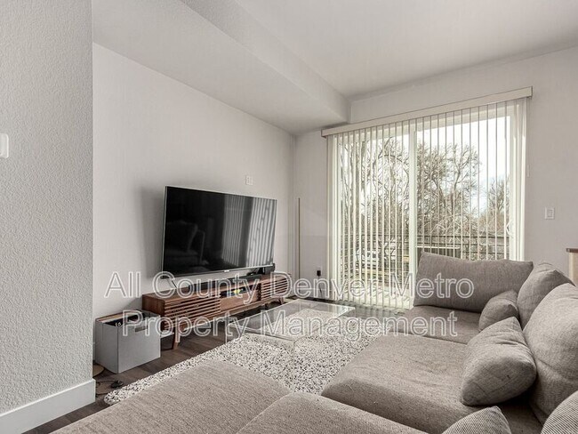 Foto del edificio - 5523 W 10th Ave