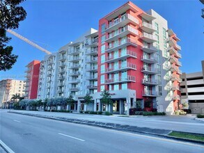 Building Photo - 7875 NW 107th Ave