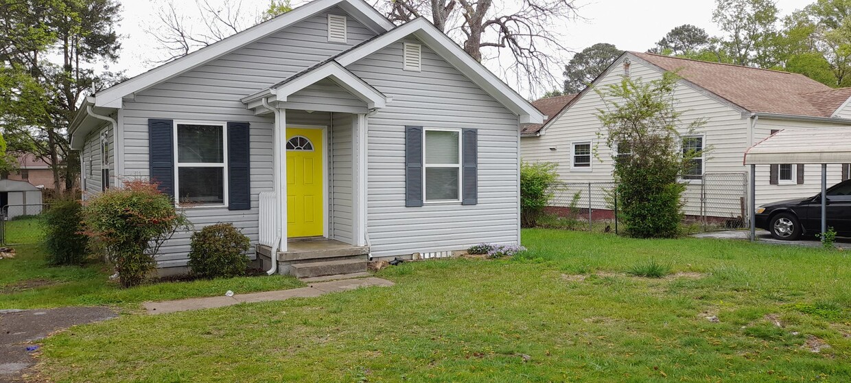 Primary Photo - 2 Bedroom 1 Bath home in Brainerd Area