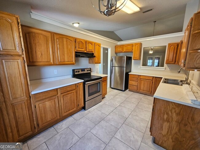 Building Photo - 189 E Lakemont Dr