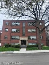 Building Photo - 119 MacNab St S