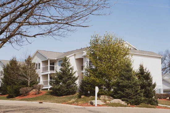 Building Photo - Fairways of Jackson