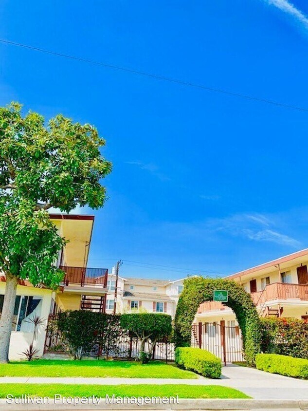 Foto del edificio - 119-135 S Fahrion Pl