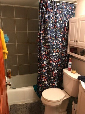 Building Photo - 1BR/1BA Main Level Unit Short Distance to ...