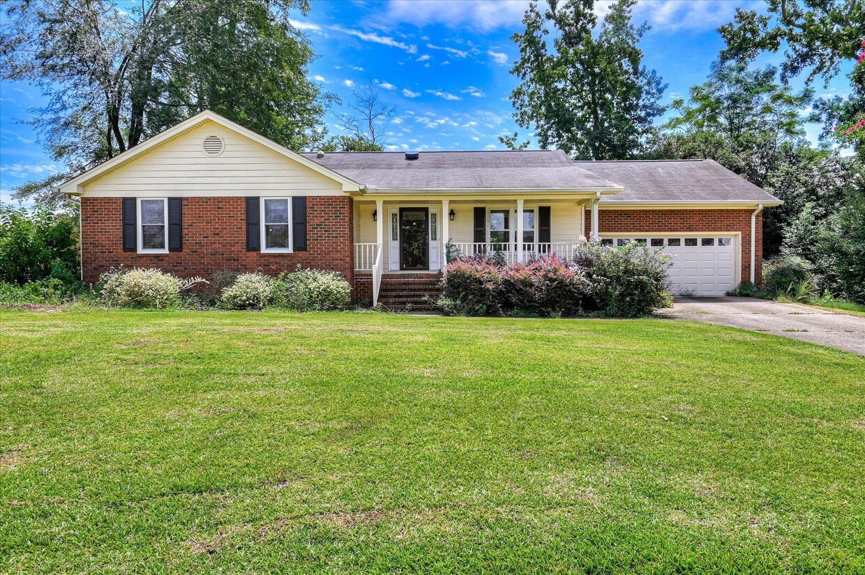 Primary Photo - 4628 Peavine Ct