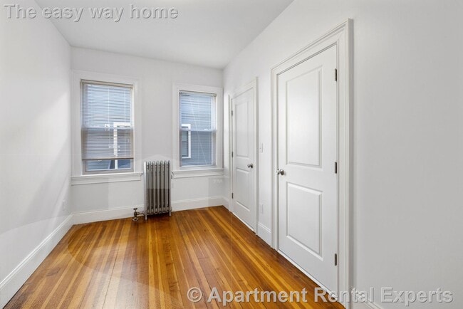 Foto del edificio - 122 Columbia St