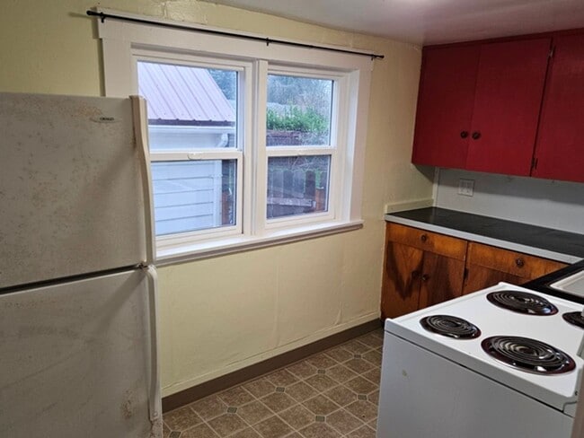 Building Photo - reie01*