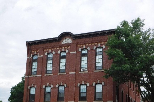 Building Photo - Power Town Apartments