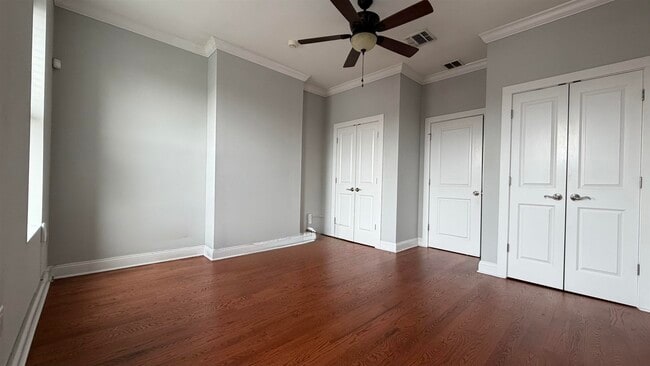 Foto del edificio - 807 Garden St