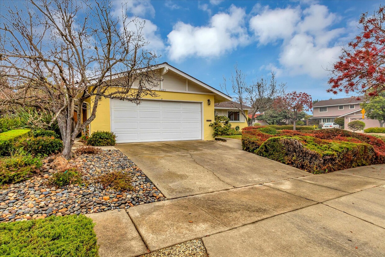 Primary Photo - 11223 La Jolla Ct