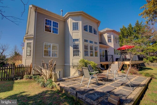 Building Photo - 1804 Woods Edge Dr NE