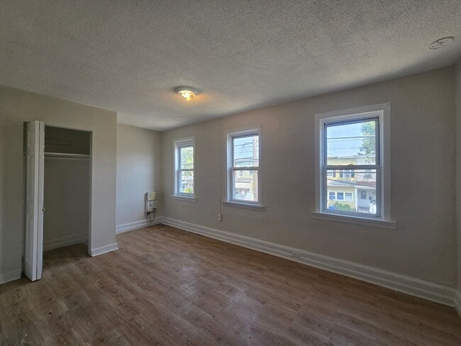 Building Photo - 1419 Princeton Ave