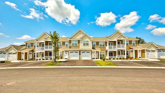 Building Photo - The Oaks at Copper Chase