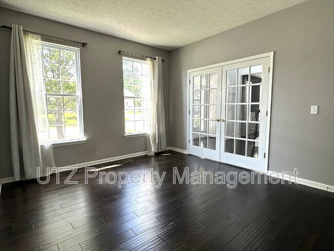 Foto del edificio - 2945 Southwestern Ave