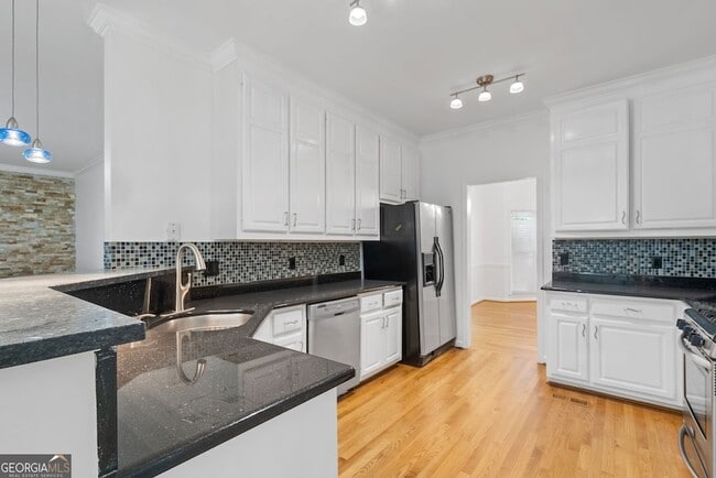 Foto del edificio - 2652 Willow Cove