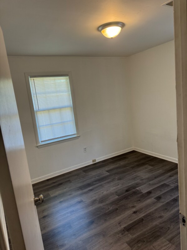 Building Photo - 3510 Windermere Dr