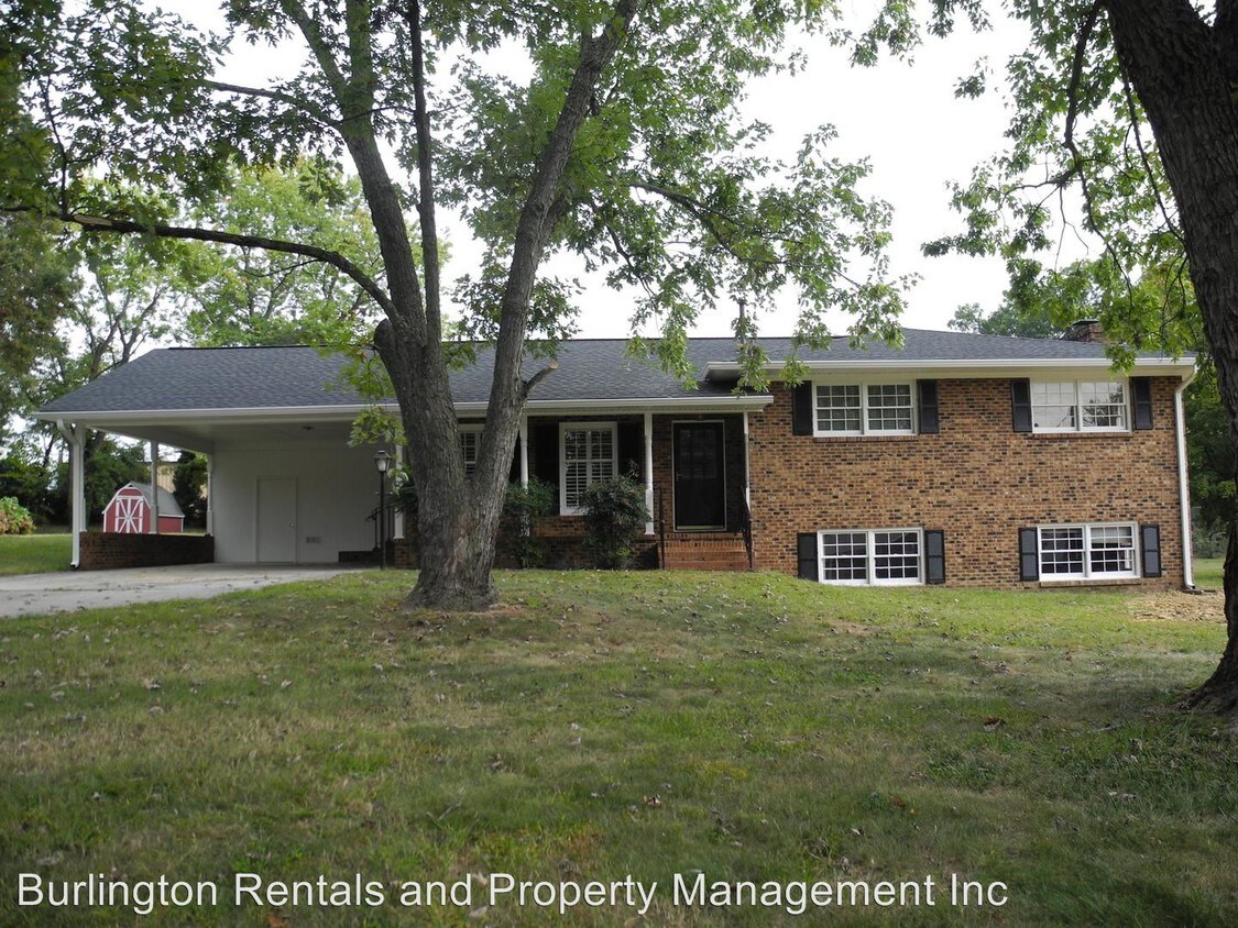 Primary Photo - 4 br, 2 bath House - 3313 Elk Street