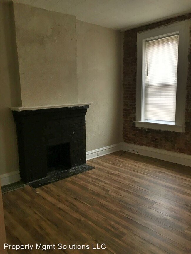 Foto del edificio - 2 br, 1 bath House - 3641 Iowa Ave