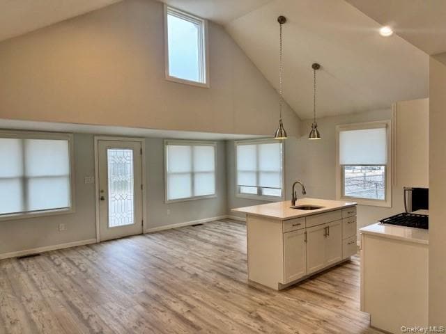 Building Photo - 9 Greenwich Ave