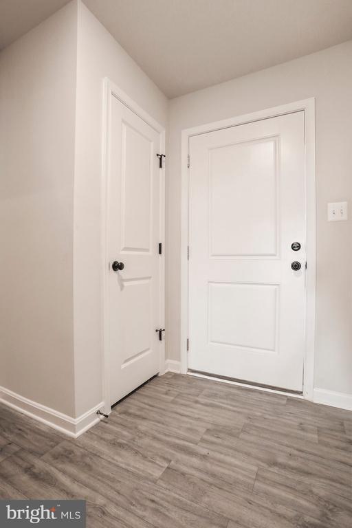 Building Photo - 62 Thrower Rd