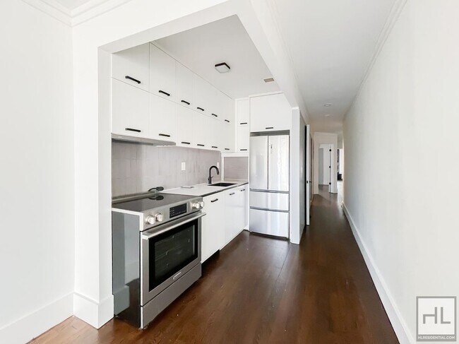 Foto del edificio - Carroll Gardens 2-Bed 1-Bath