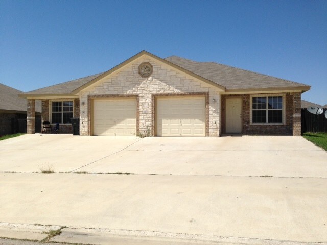 1405 Powder River Dr Killeen Tx Townhouse For Rent In Killeen Tx Apartments Com