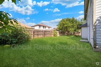 Building Photo - 1117 Stone Hollow