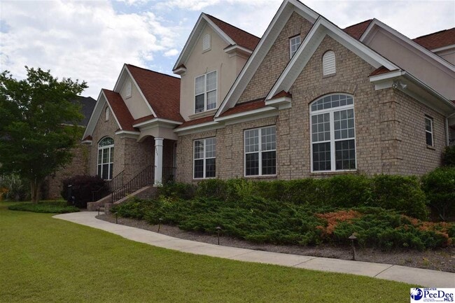 Building Photo - 3032 Drakeshore Dr