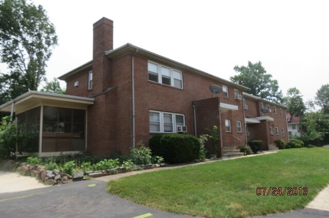 Foto del edificio - 207 Fort Lee Rd